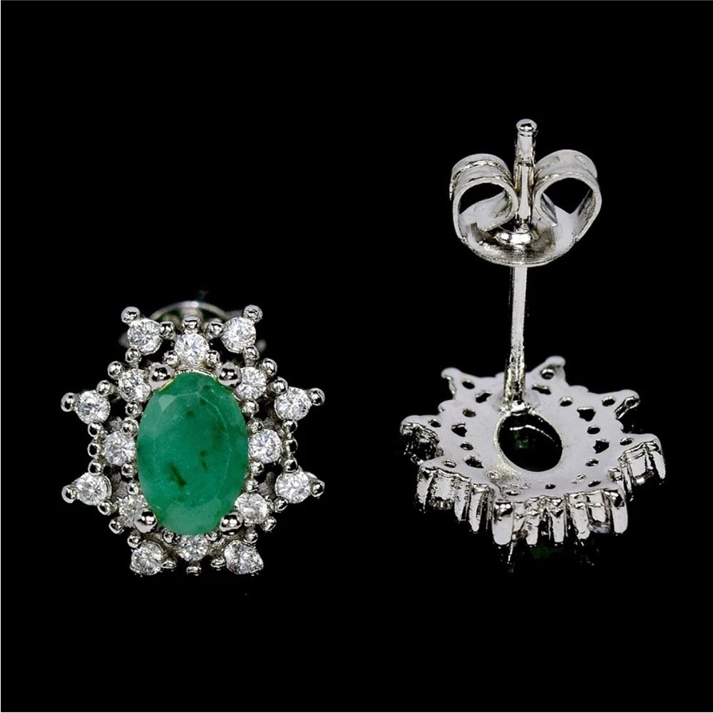 Natural Emerald w/ Zircon Halo Pendant Necklace and Stud Earrings Set - Picture 8 of 11